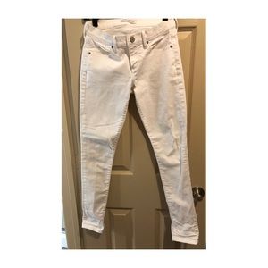 Banana Republic white skinny jeans- PETITE